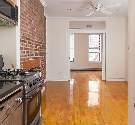 2nd image of 44 Avenue B APT 3C