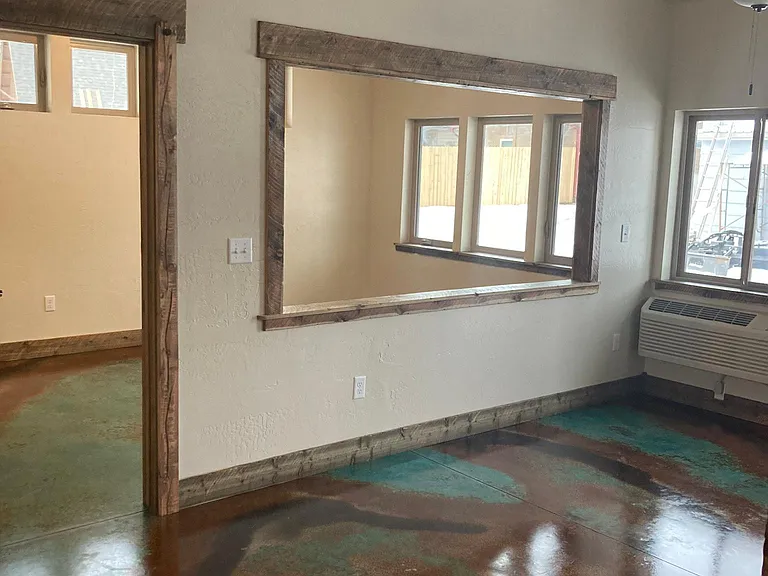 596 Iowa Ave #1 — Photo 9