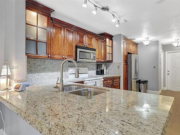 4th image of 2868 NW 80th Ave