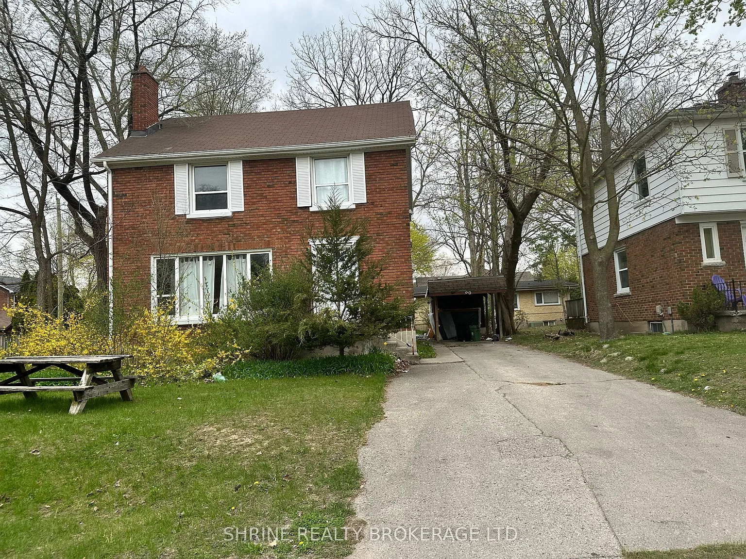 3 bed, $1,200 — Photo 1