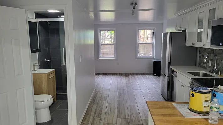 Rented by Obiajula Ugbomah, LREB | media 43