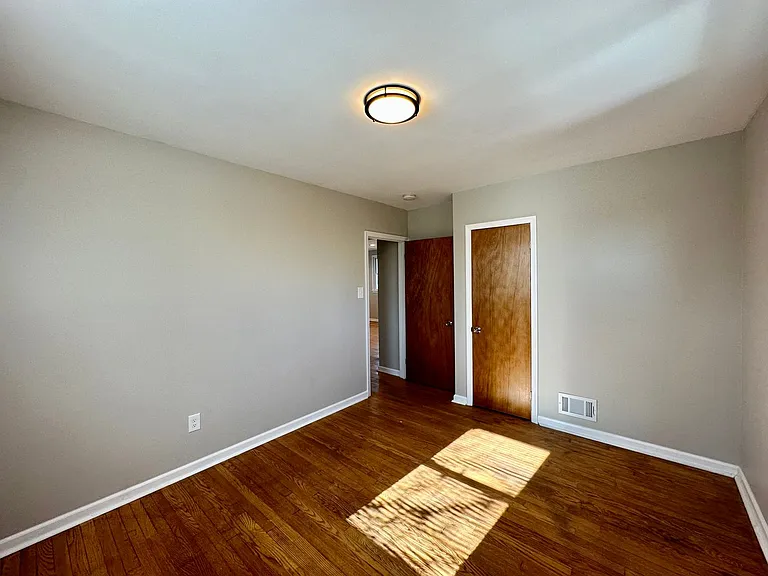 805 N Woodward Dr — Photo 15