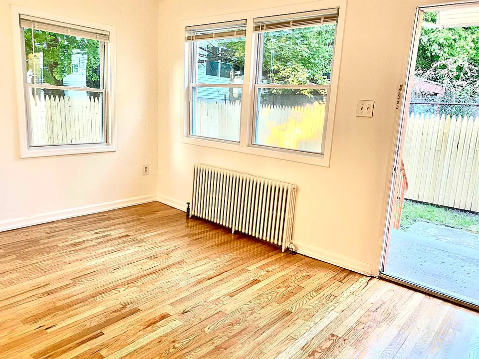31-33 Tillinghast St #6