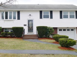 26 Raylen Ave, Peabody, MA 01960