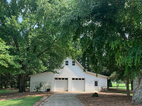 5th image of 5706 Foxbury Dr