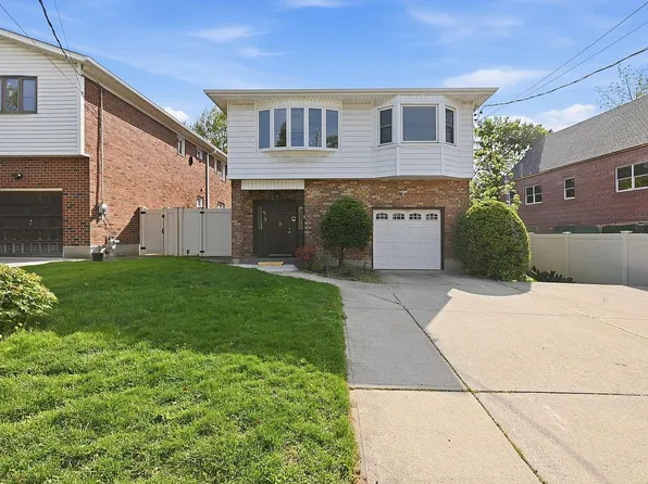 47-18 Glenwood St #A, Little Neck, NY 11362