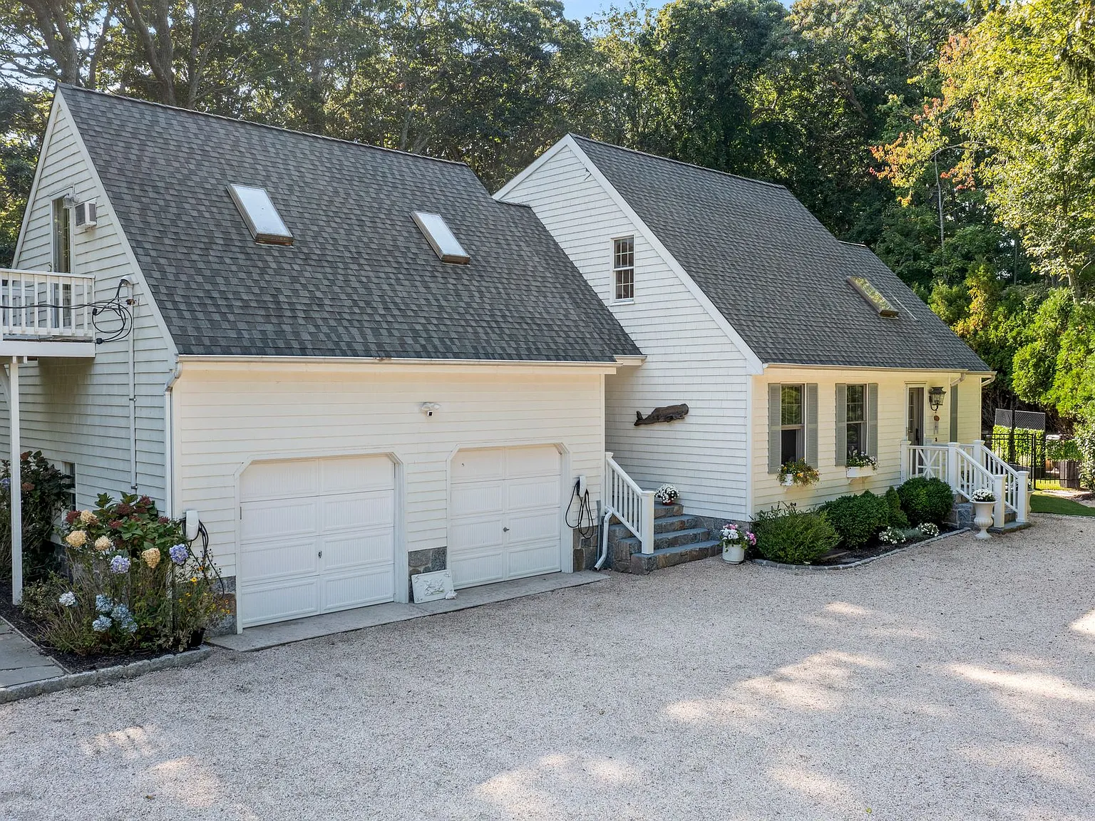 Seasonal Rental — Photo 3