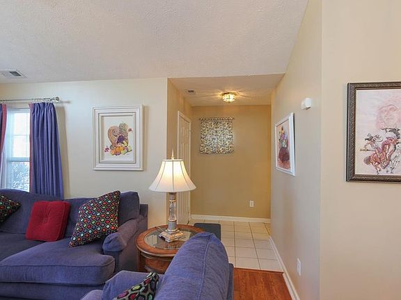4th image of 7725 Briarstone Dr