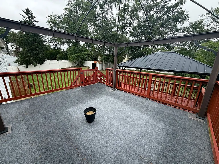 536 Skylark Dr — Photo 7