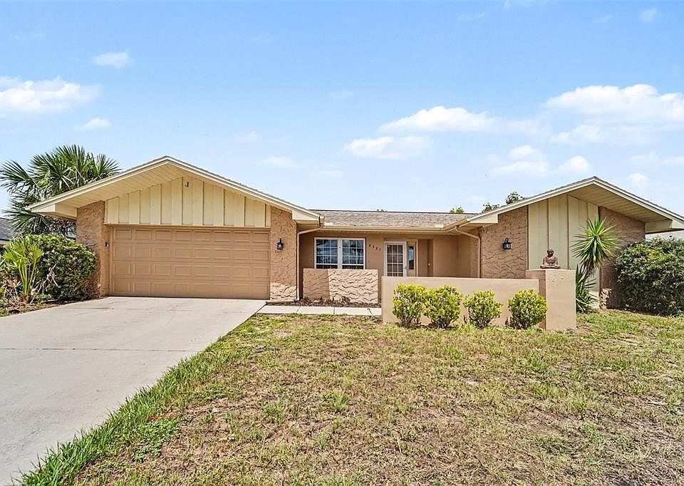 1st image of 8321 BRIARLEAF COURT
