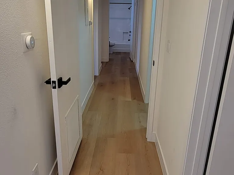 6228 Fulton Ave — Photo 17