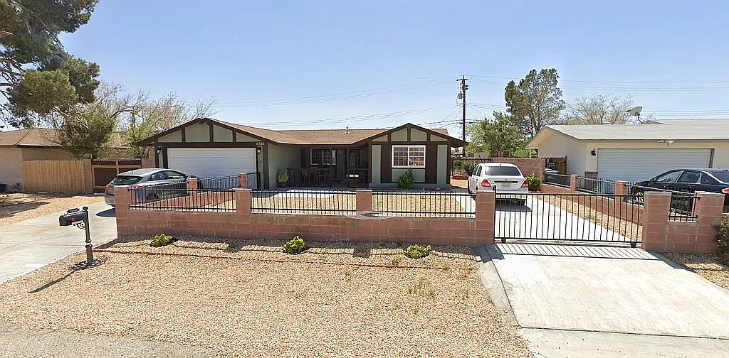 10648 Proctor Blvd photo 1
