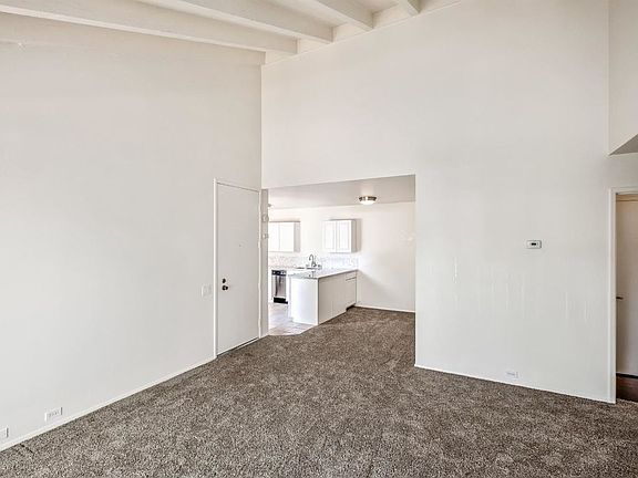 4th image of 2286 Woodside Ln Unit 8