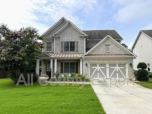 1674 Fairview Dr Photo 1