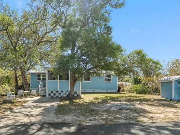 122 California St #1, Carrabelle, FL 32322