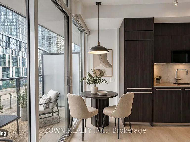 90 Queens Wharf Rd #302 — Photo 6