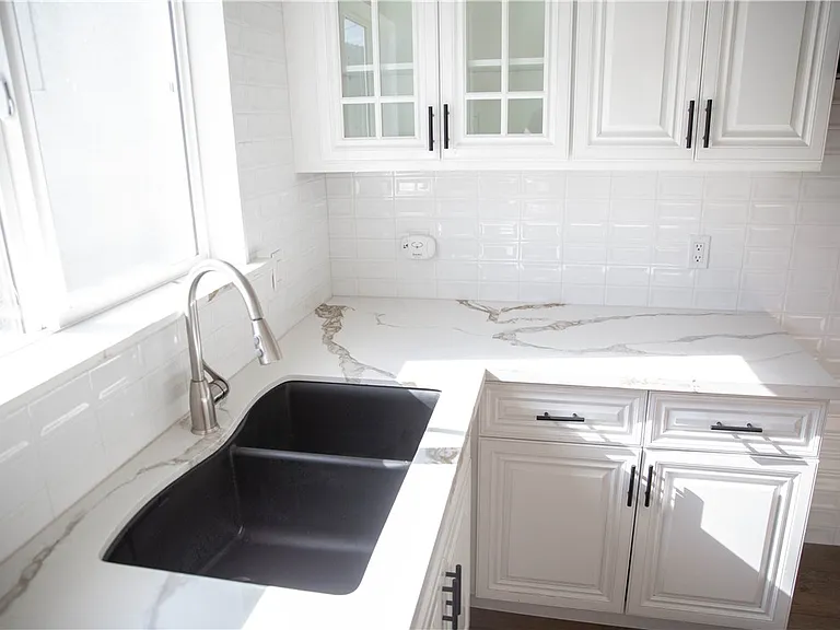 5908 Atlantic Ave #C — Photo 6