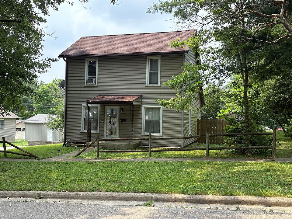 1st image of 135 N Rich St