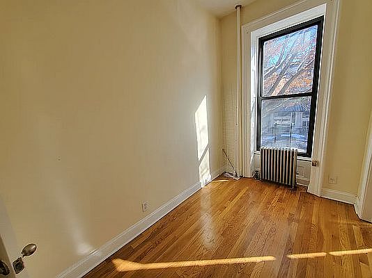 5th image of 590 5th Ave Floor 3