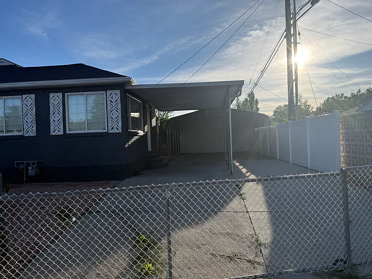 705 N American Beauty Dr — Photo 13