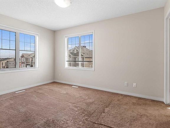 4th image of 110 E Cityscape Ln NE