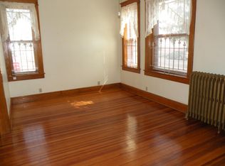 515 E Miller St APT 1, Springfield, IL 62702