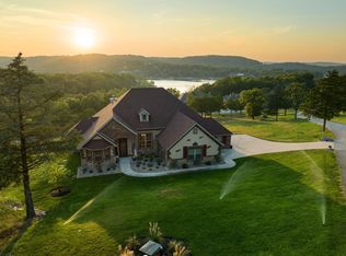 75 Tuscania Way, Blue Eye, MO 65611