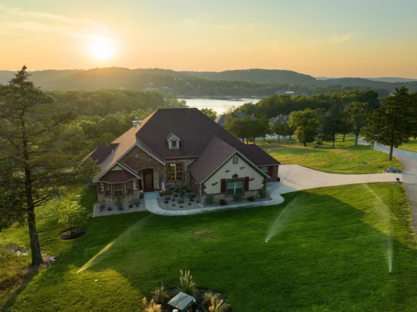 75 Tuscania Way, Blue Eye, MO 65611
