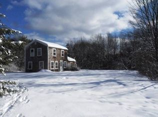 45 Field Rd, Falmouth, ME 04105