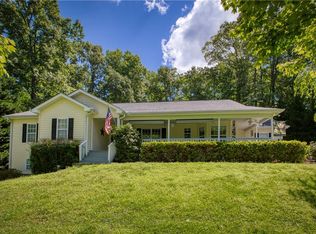 974 Gold Ridge Rd, Dahlonega, GA 30533