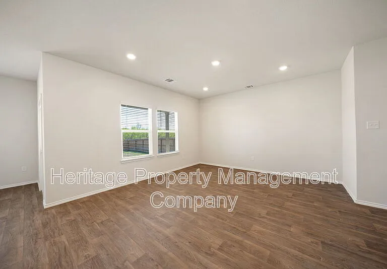 15638 Clove Spice Way — Photo 5