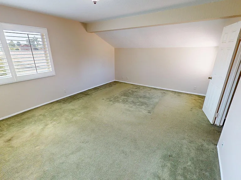 2431 Deerfield Ct — Photo 15