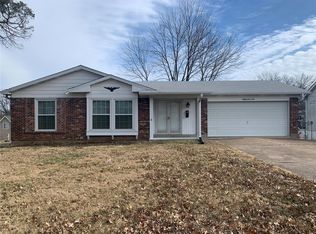 8710 Valcour Ave, Saint Louis, MO 63123