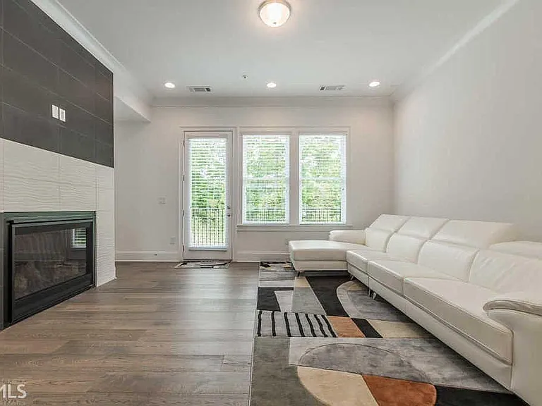 6661 Cadence Blvd — Photo 4