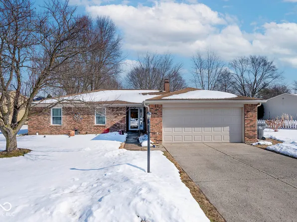 8313 Castle Ridge Ln, Indianapolis, IN 46256