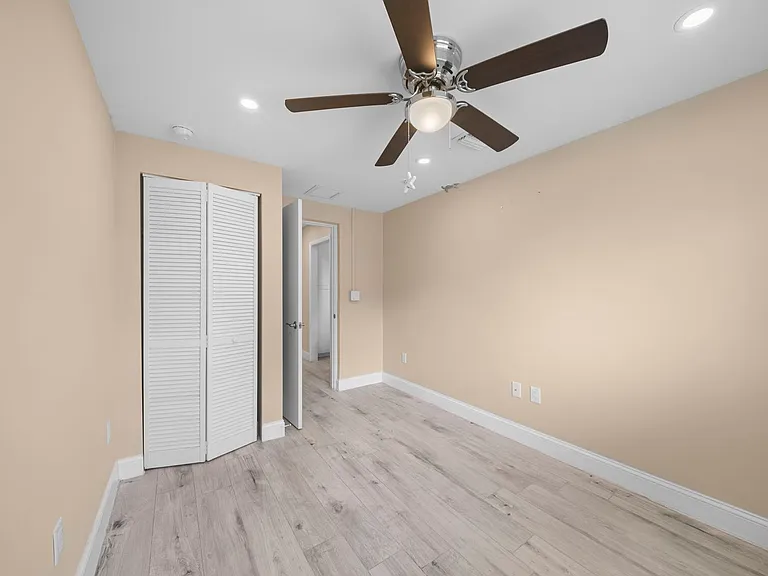 645 95th Ave N #1 — Photo 19
