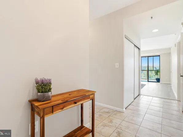 3210 N Leisure World Blvd APT 416, Silver Spring, MD 20906