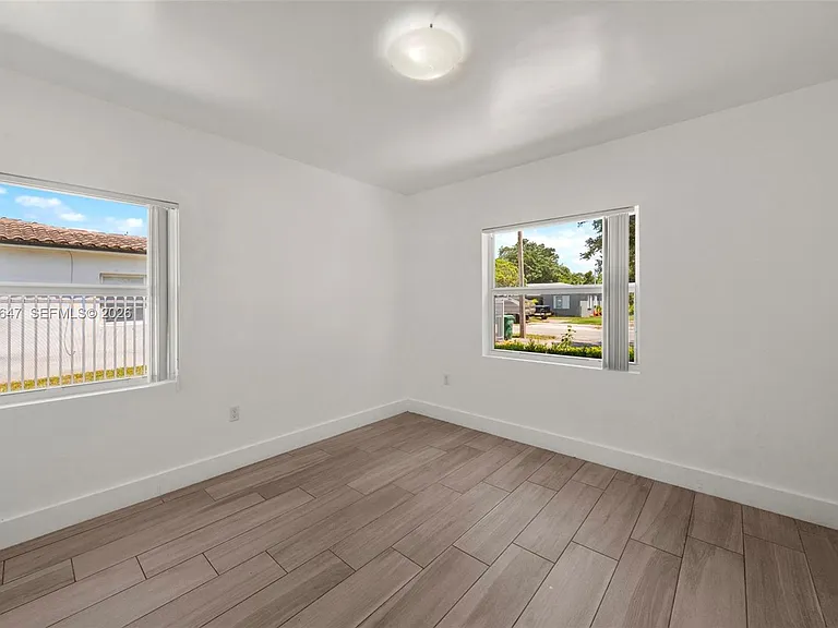 520 NW 104th St #520 — Photo 13