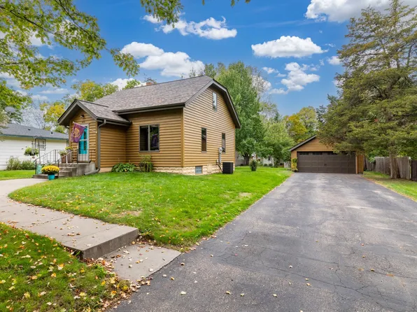 525 N Fremont St, River Falls, WI 54022