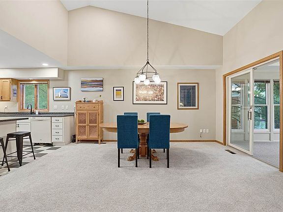 5th image of 2510 Bluffwood Cir