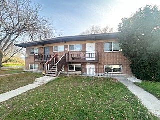 1st image of 1601 W Ivy Cir