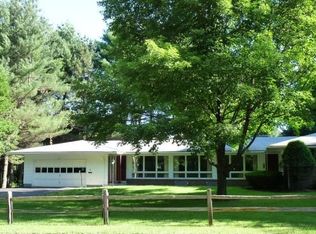 5 Geers Hollow Ln, Hoosick Falls, NY 12090