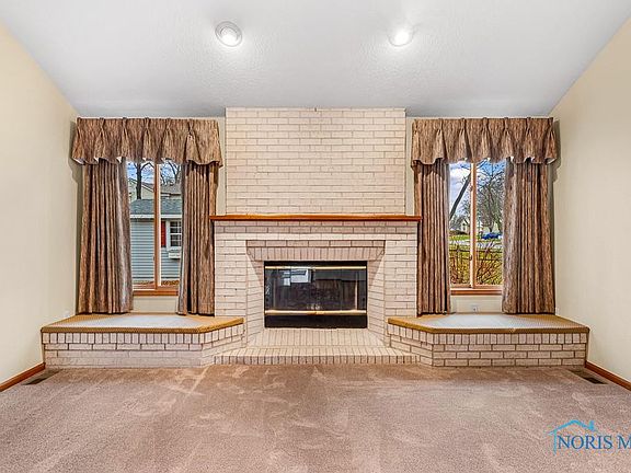 5th image of 5856 Marin Dr