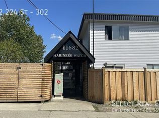 11682 224th St #302, Maple Ridge, BC V2X6A2