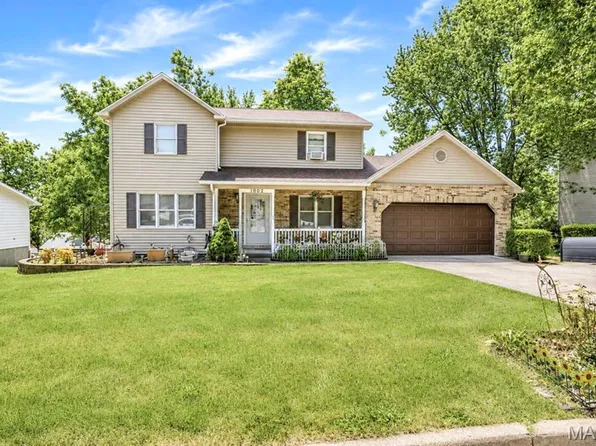 1002 Pheasant Hill Dr, Rolla, MO 65401