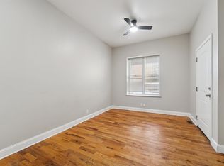 605 N 34th St #1, Philadelphia, PA 19104