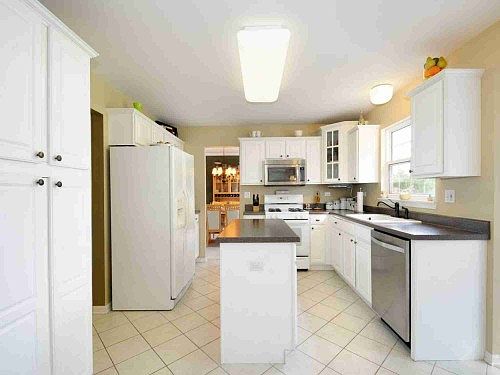 5th image of 2623 Barrington Dr