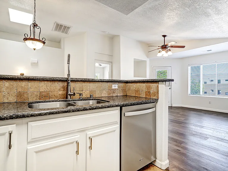 7817 Louisiana Blvd NE #1801 — Photo 3