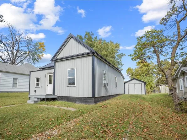 325 E Lake St, Marceline, MO 64658