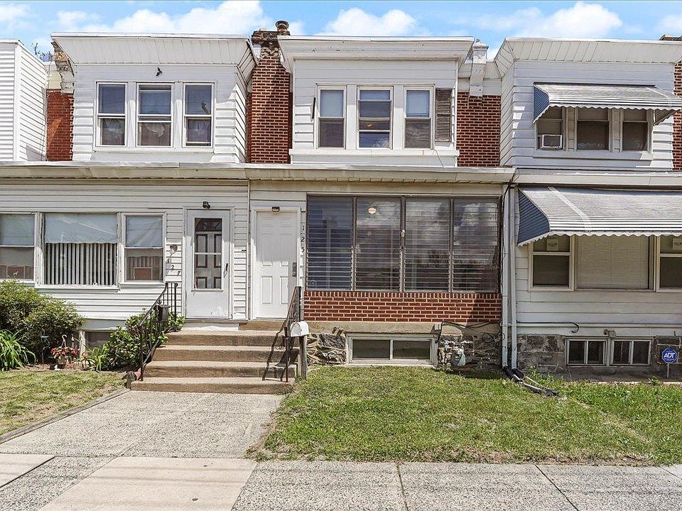 Front of home 125 Wayne